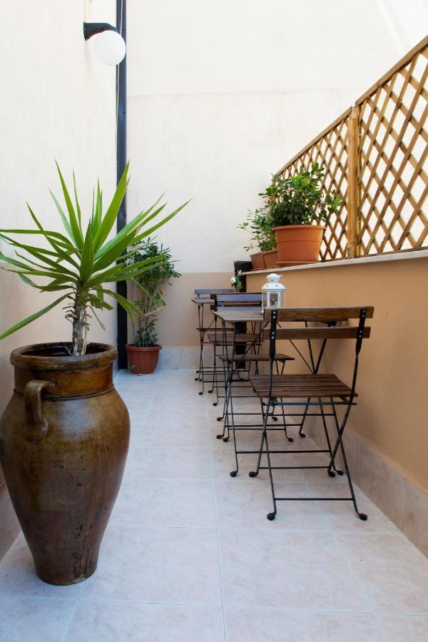 Apartment Domus Schiavuzzo Palermo Dış mekan fotoğraf